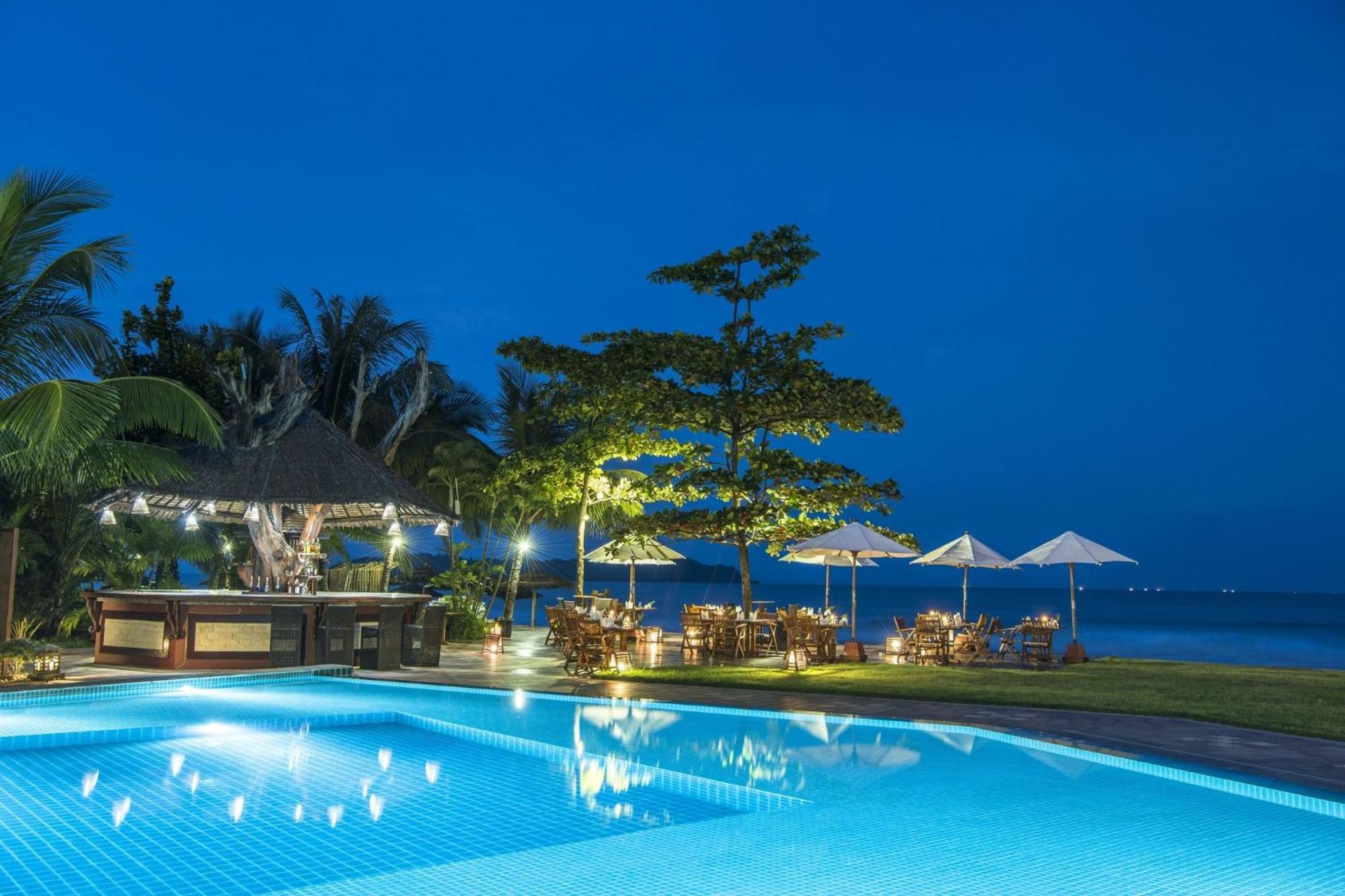 Jade Marina Resort And Spa Ngapali Exterior photo