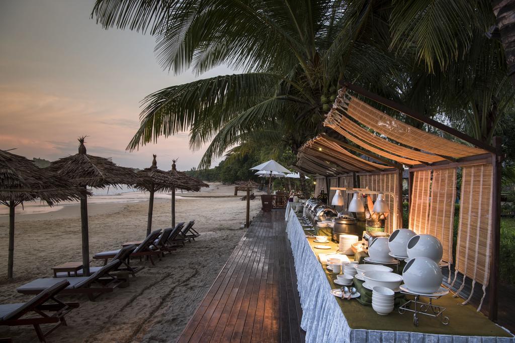 Jade Marina Resort And Spa Ngapali Exterior photo